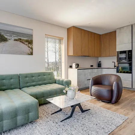 Jaukus Nauji Kotedzai Sventojoje Ferienhaus Palanga